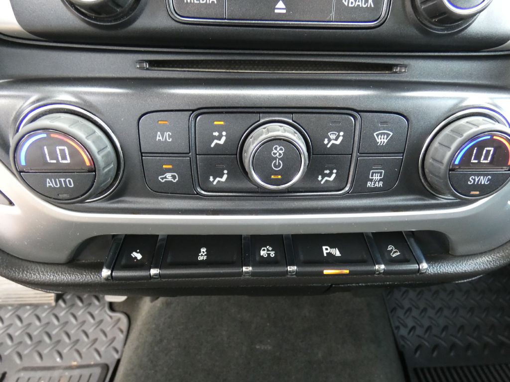 2014 GMC Sierra Image 17