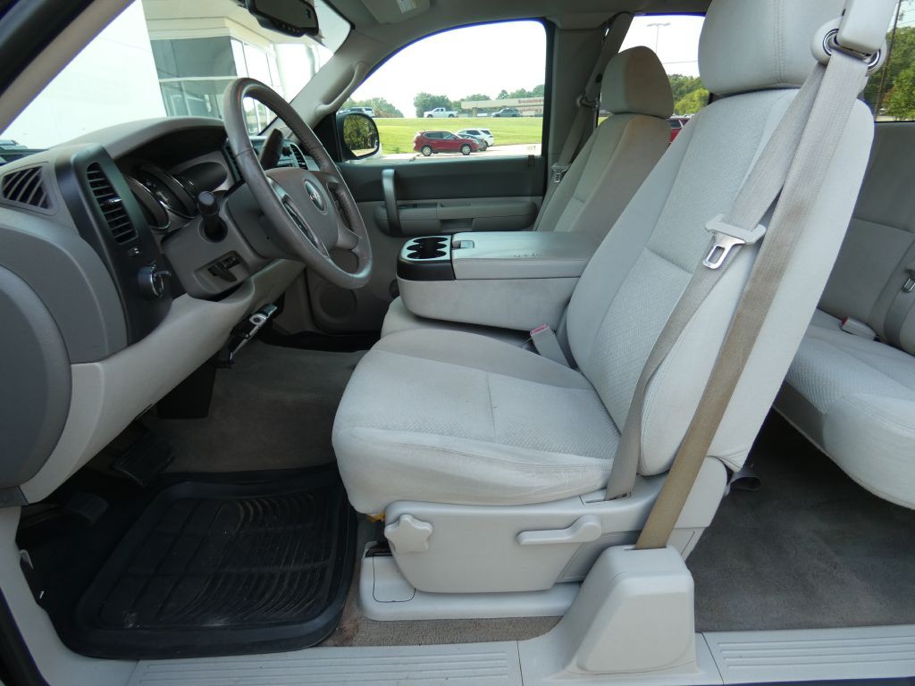 2007 GMC Sierra Image 11
