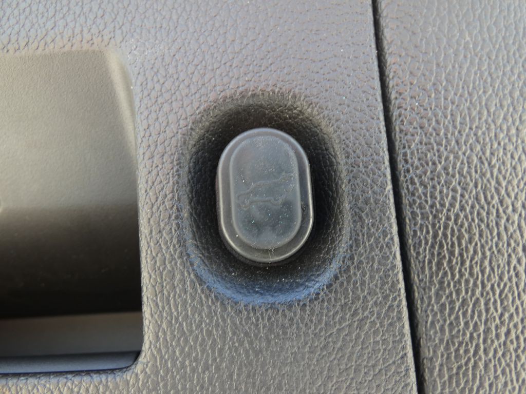 2016 Chevrolet Tahoe Image 21