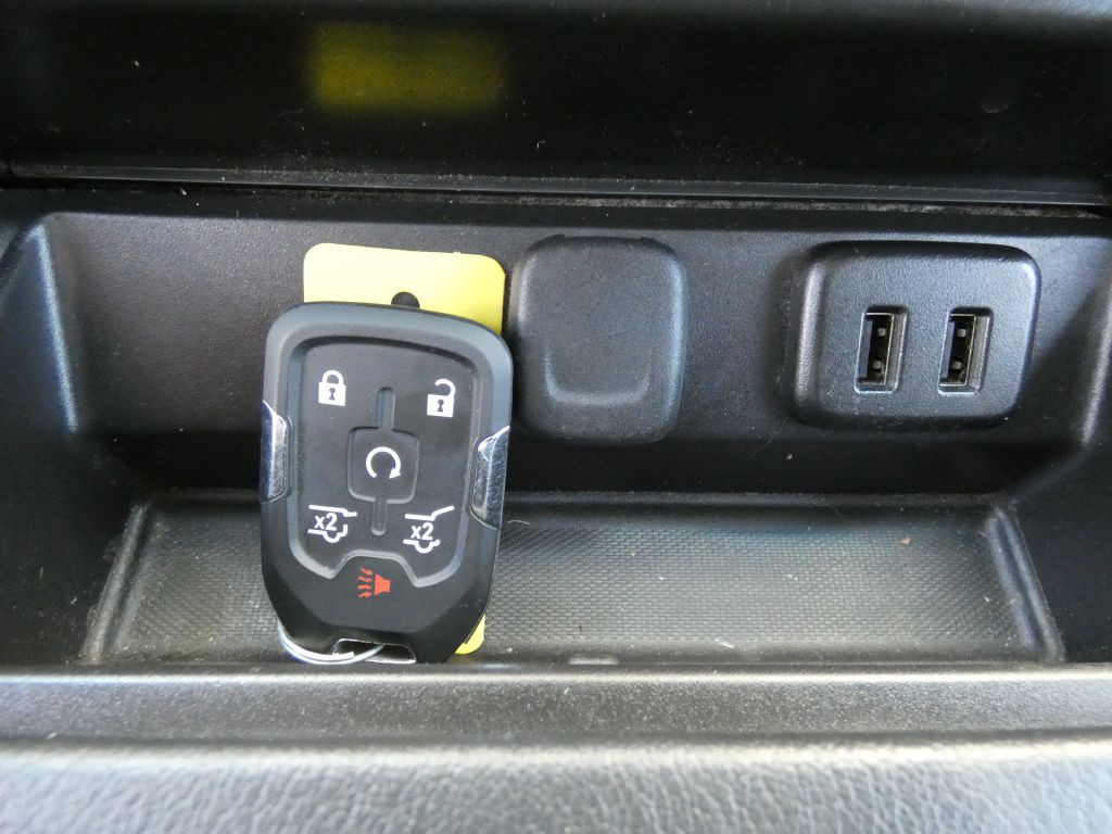 2016 Chevrolet Tahoe Image 26