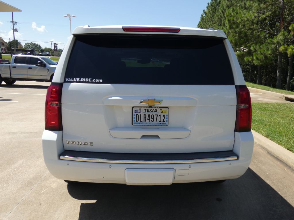 2016 Chevrolet Tahoe Image 3
