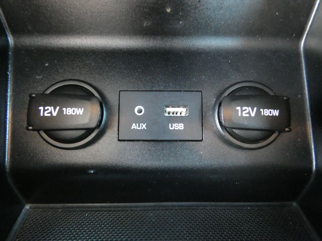2020 Hyundai Elantra Image 17