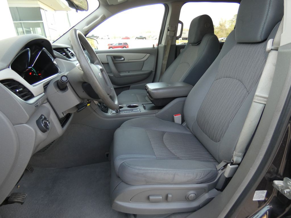 2015 Chevrolet Traverse Image 11