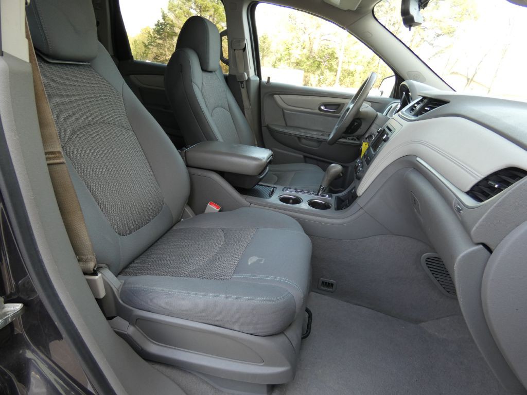 2015 Chevrolet Traverse Image 12