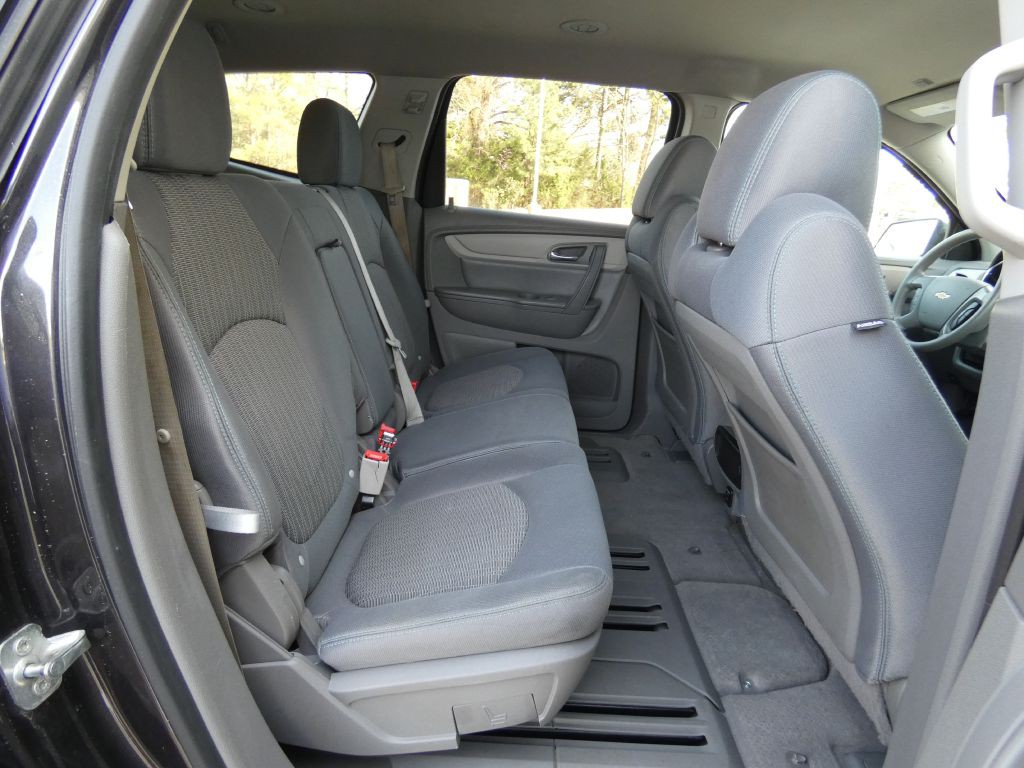 2015 Chevrolet Traverse Image 14