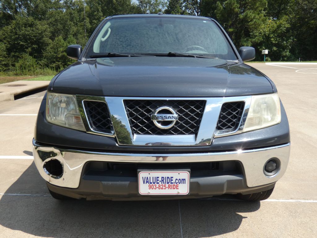 2011 Nissan Frontier Image 5