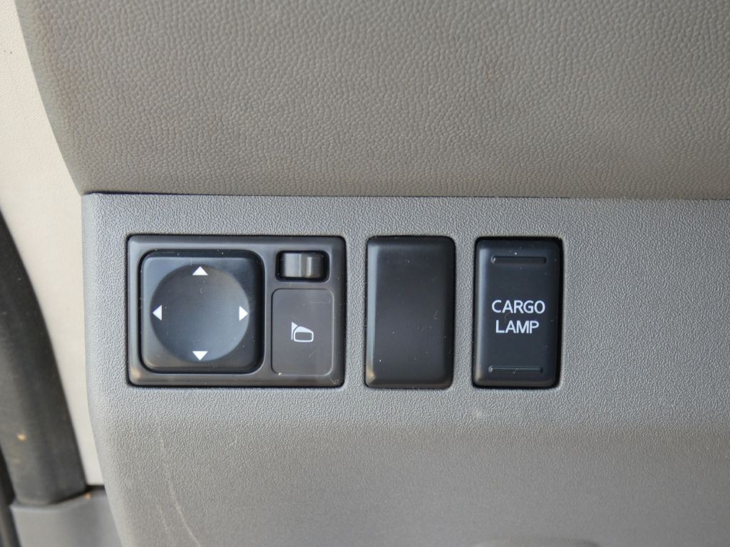 2011 Nissan Frontier Image 18