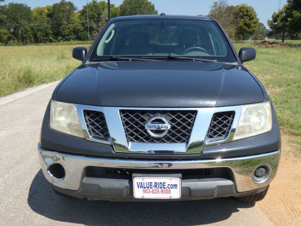 2011 Nissan Frontier Image 5