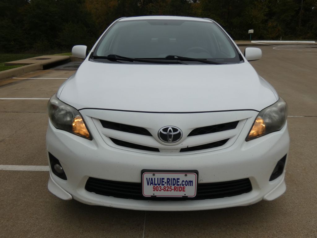 2013 Toyota Corolla Image 5