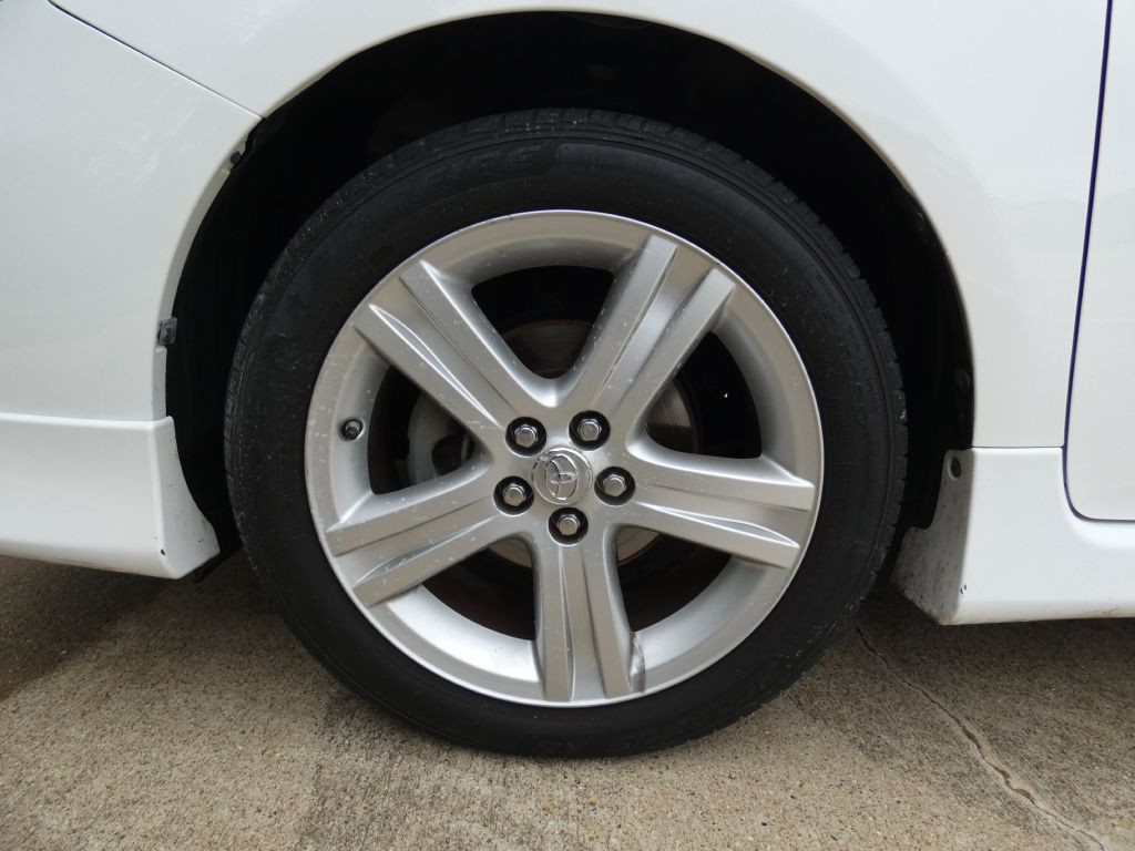 2013 Toyota Corolla Image 19