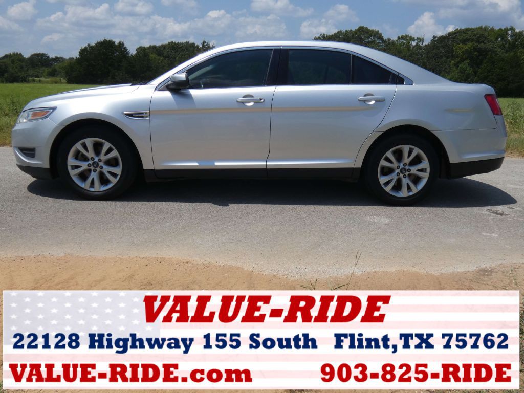 2012 Ford Taurus Image 1