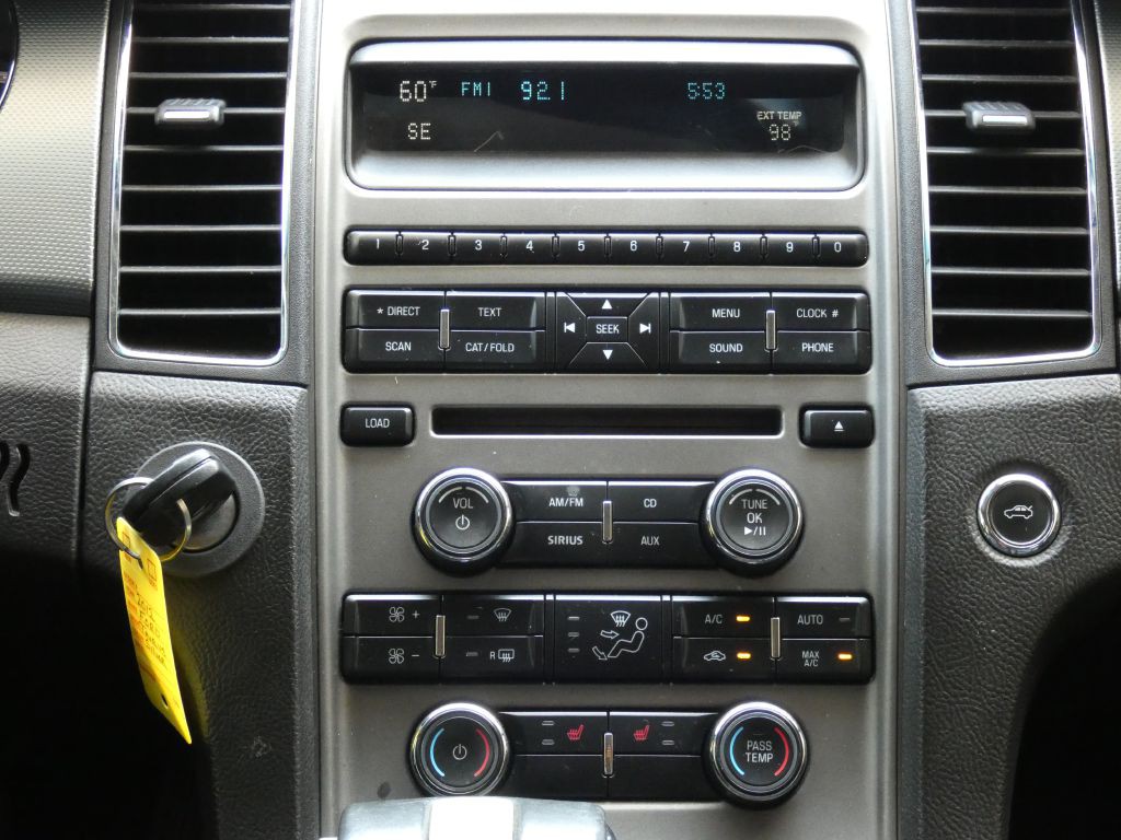 2012 Ford Taurus Image 8
