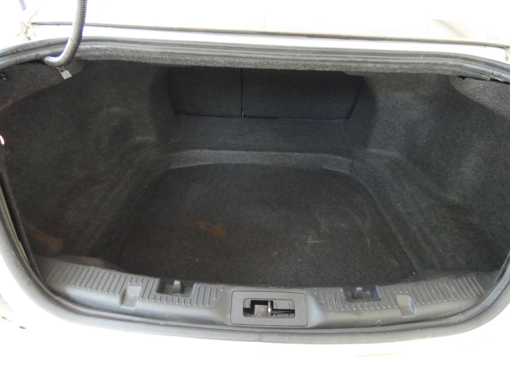 2012 Ford Taurus Image 15