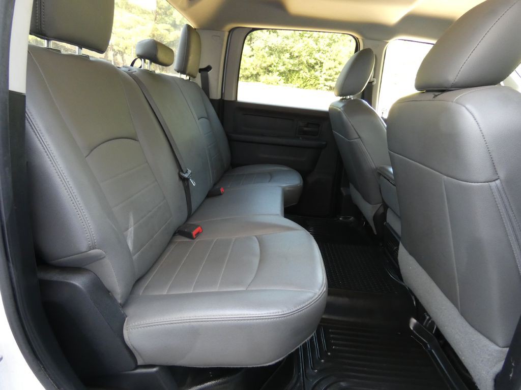 2018 RAM 2500 Image 17