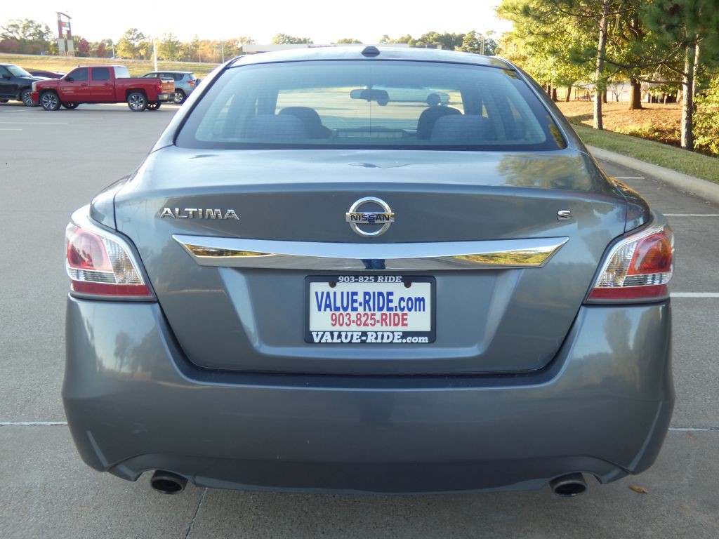2015 Nissan Altima Image 3