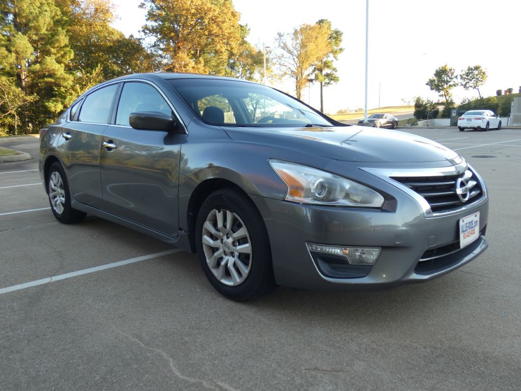 2015 Nissan Altima Image 5