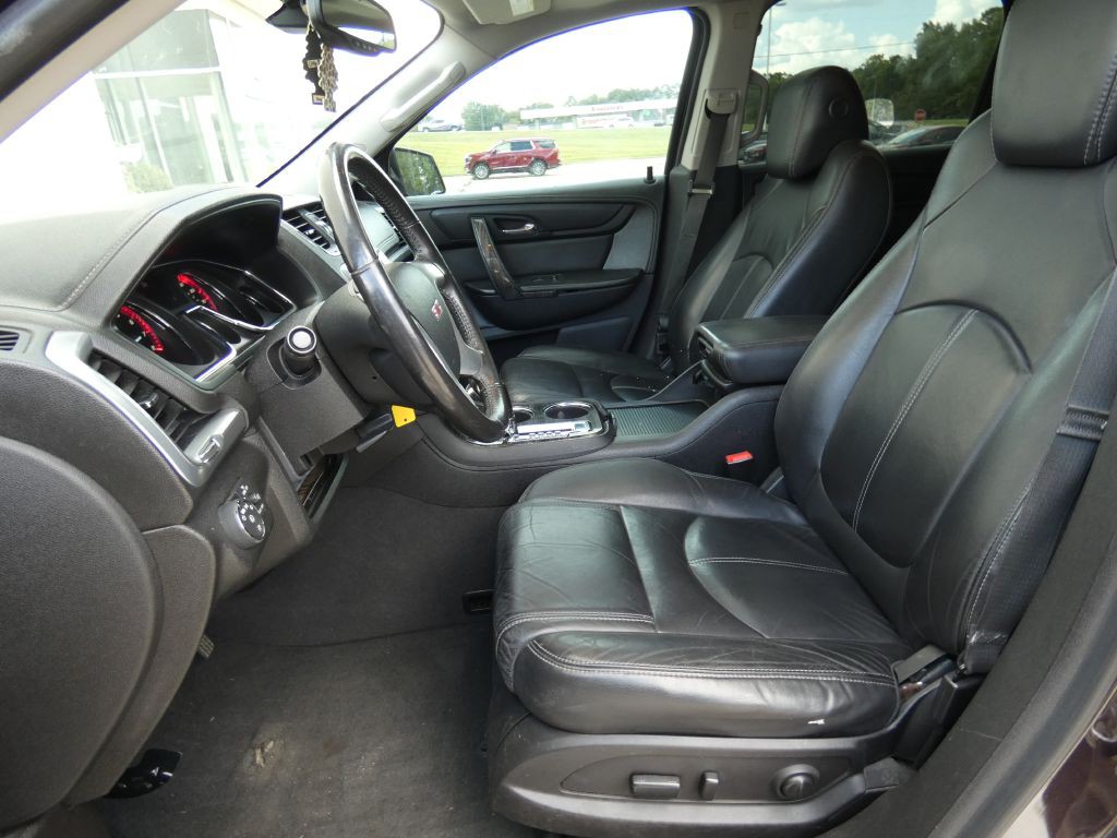 2016 GMC Acadia Image 12