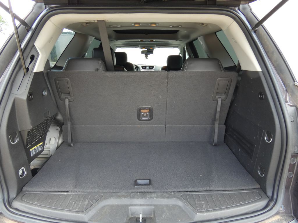 2016 GMC Acadia Image 17