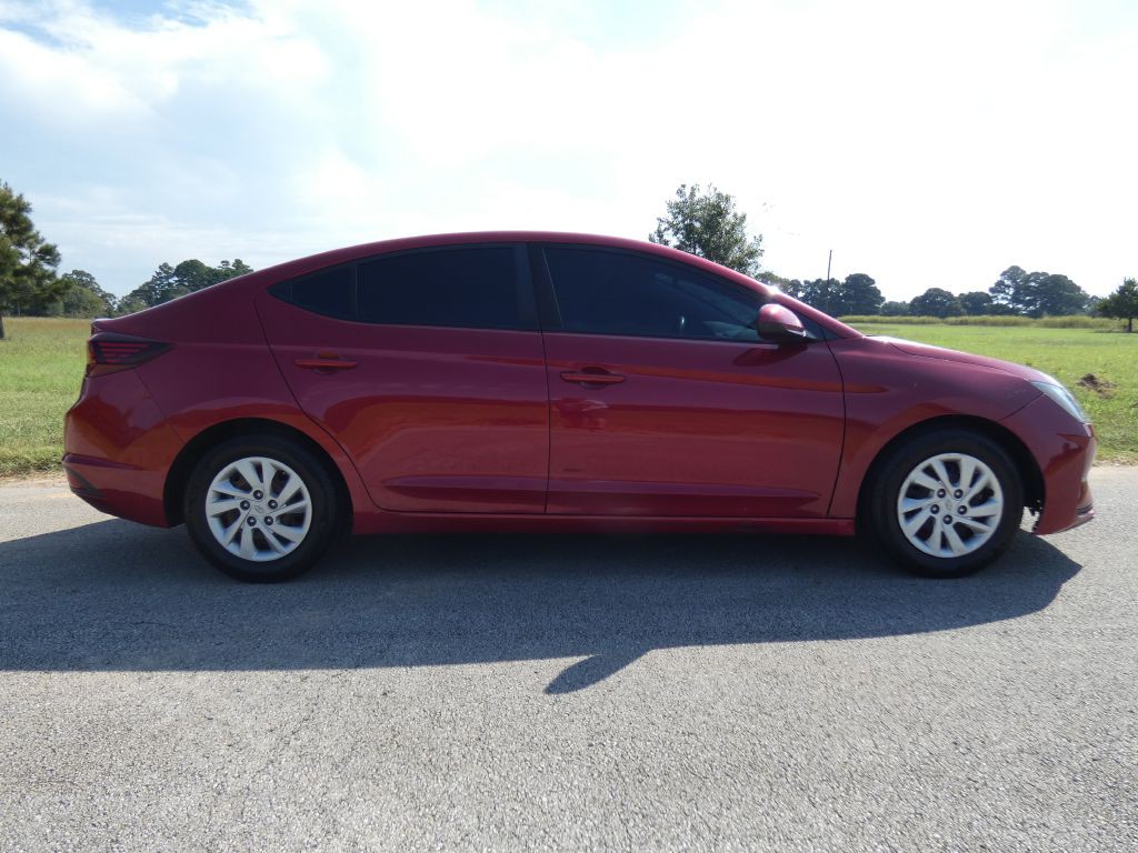 2020 Hyundai Elantra Image 4