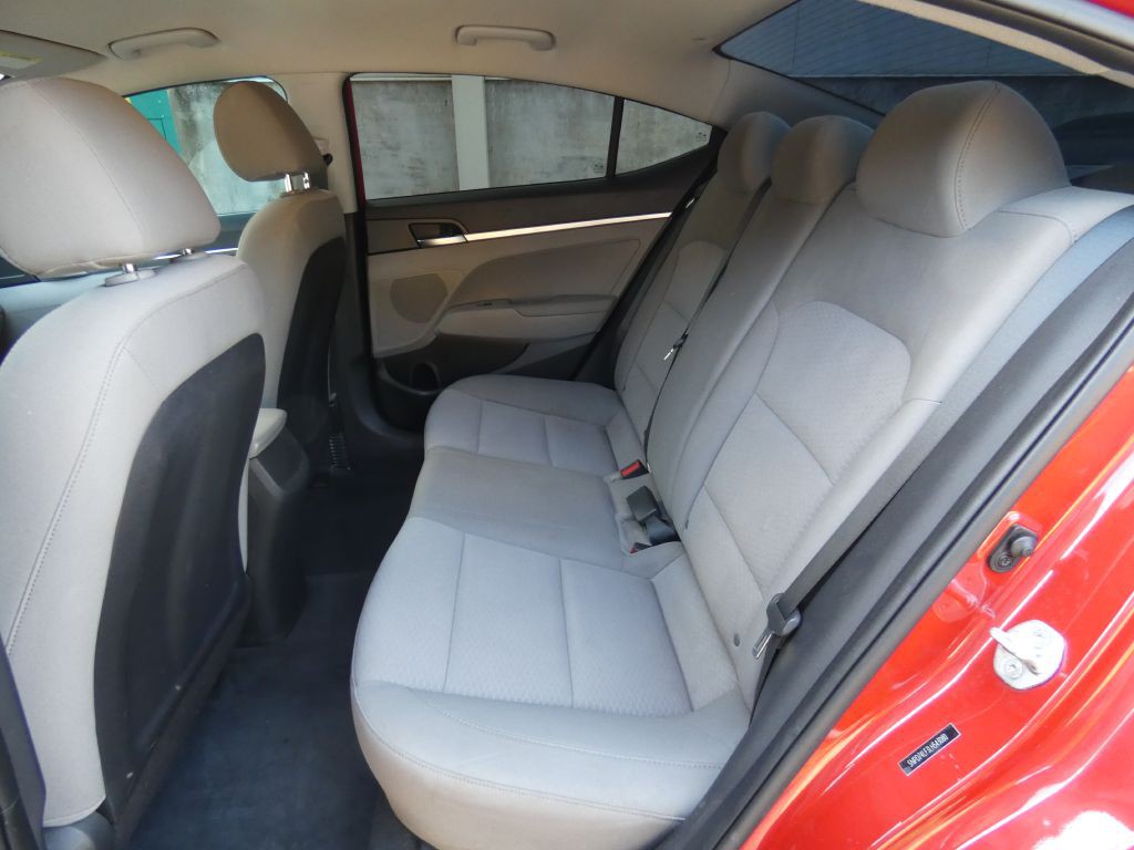 2020 Hyundai Elantra Image 14