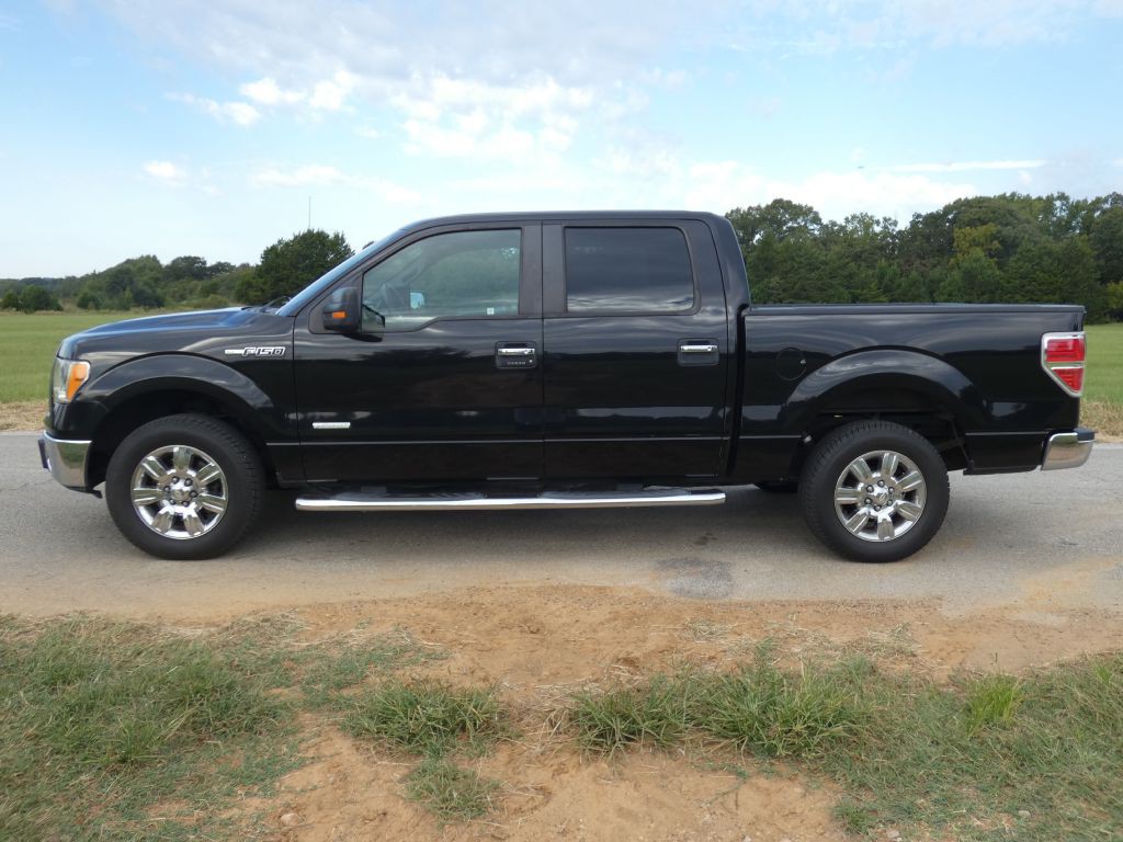 2011 Ford F-150 Image 2