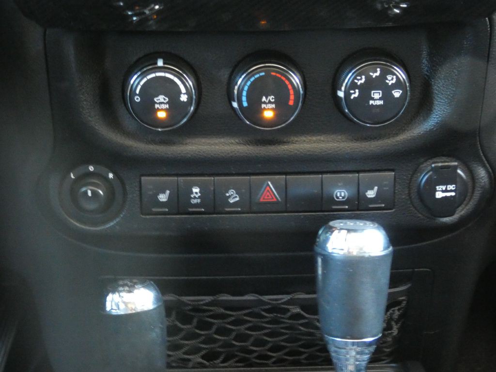 2014 Jeep Wrangler Unlimited Image 10