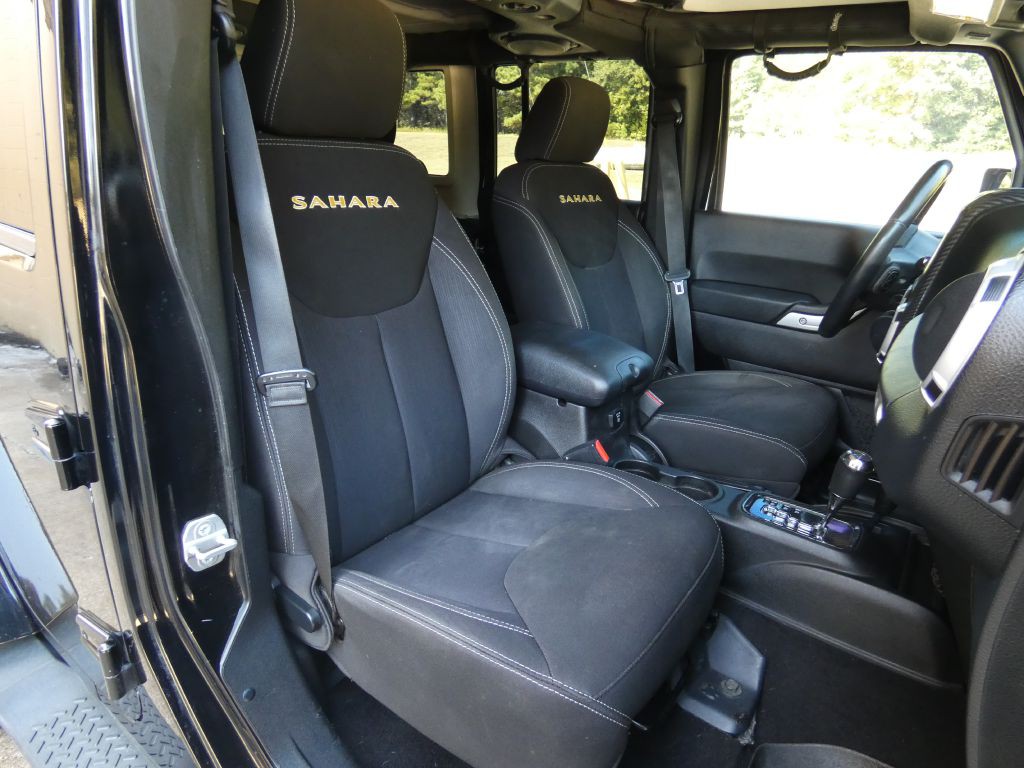 2014 Jeep Wrangler Unlimited Image 14