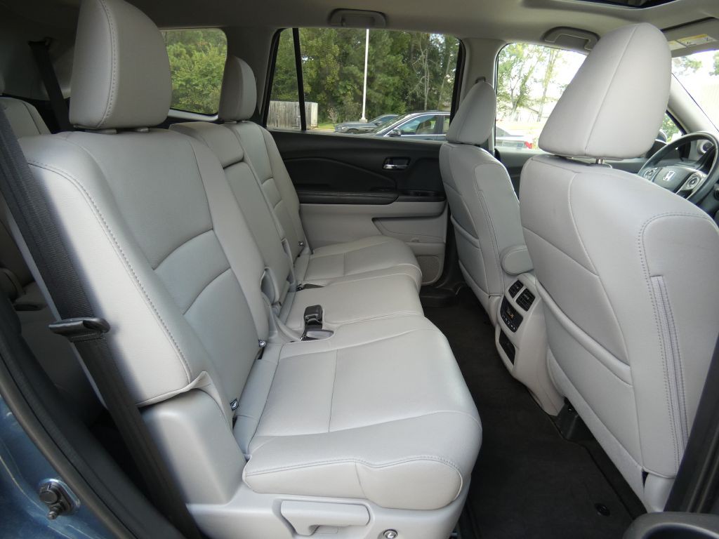 2017 Honda Pilot Image 15