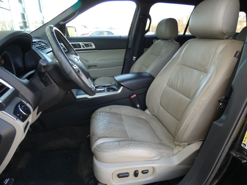 2013 Ford Explorer Image 12