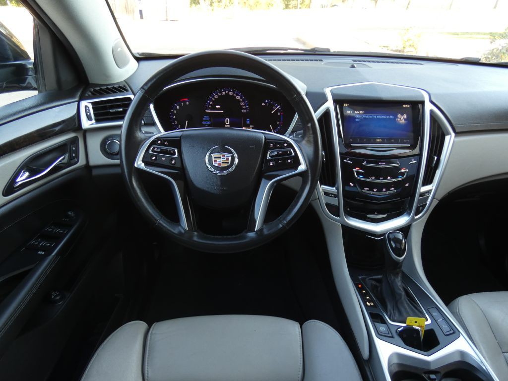 2016 Cadillac SRX Image 8