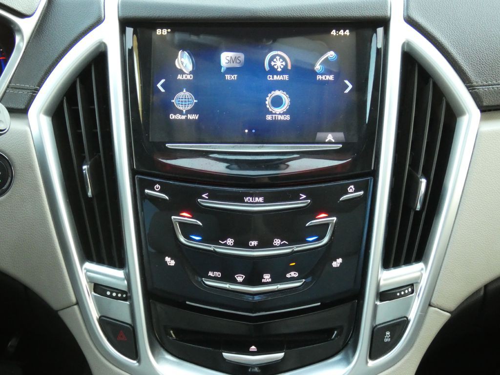 2016 Cadillac SRX Image 9