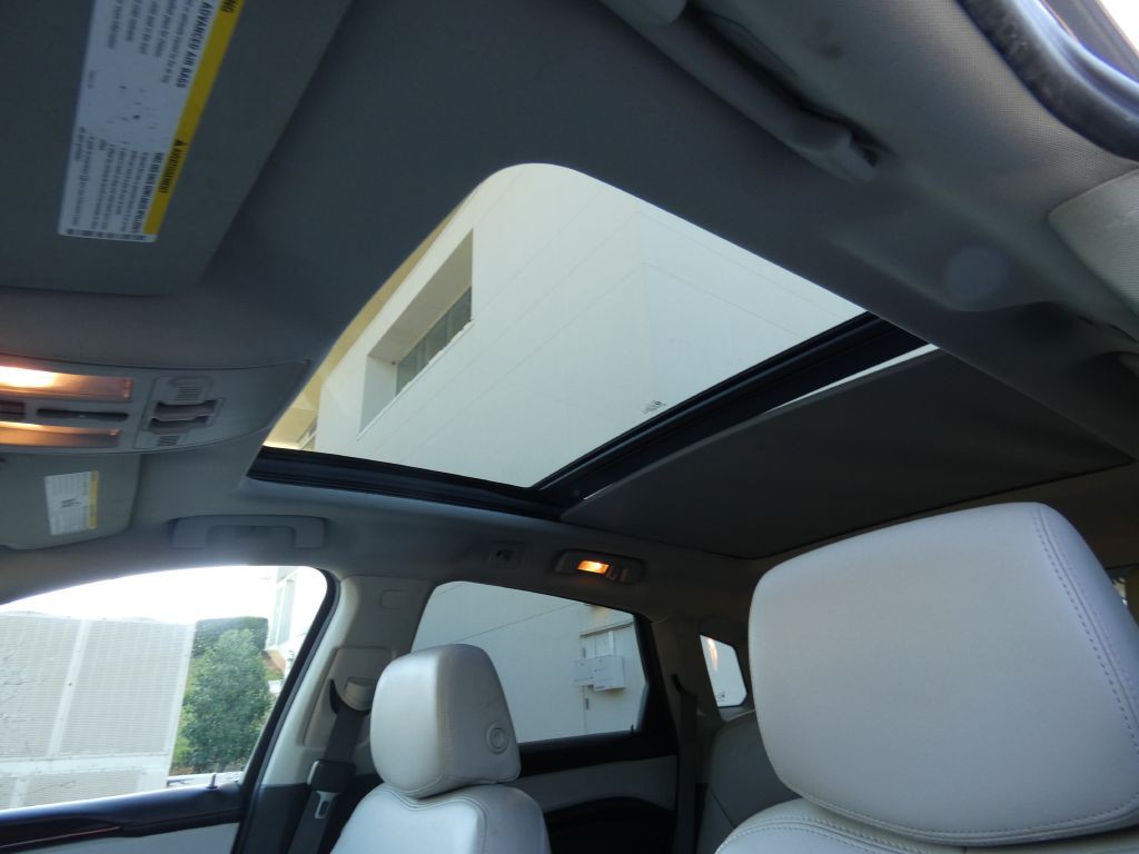 2016 Cadillac SRX Image 11