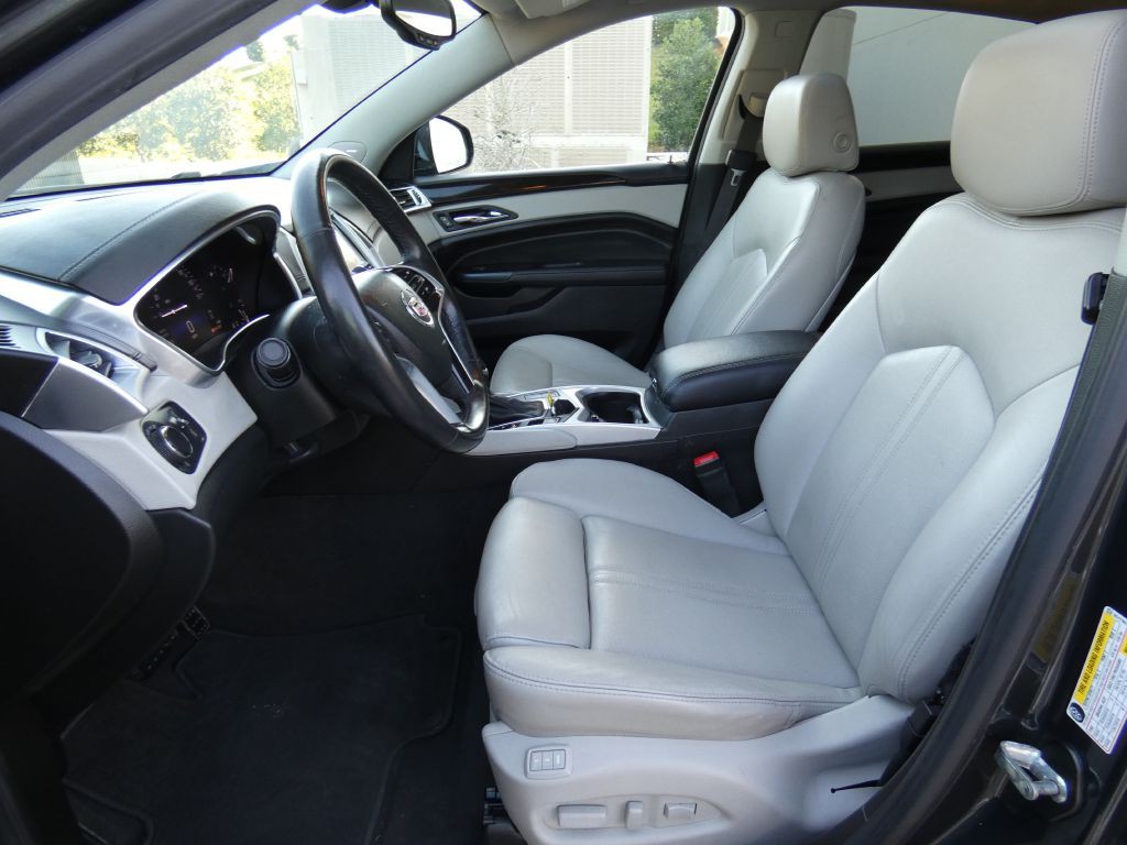 2016 Cadillac SRX Image 12