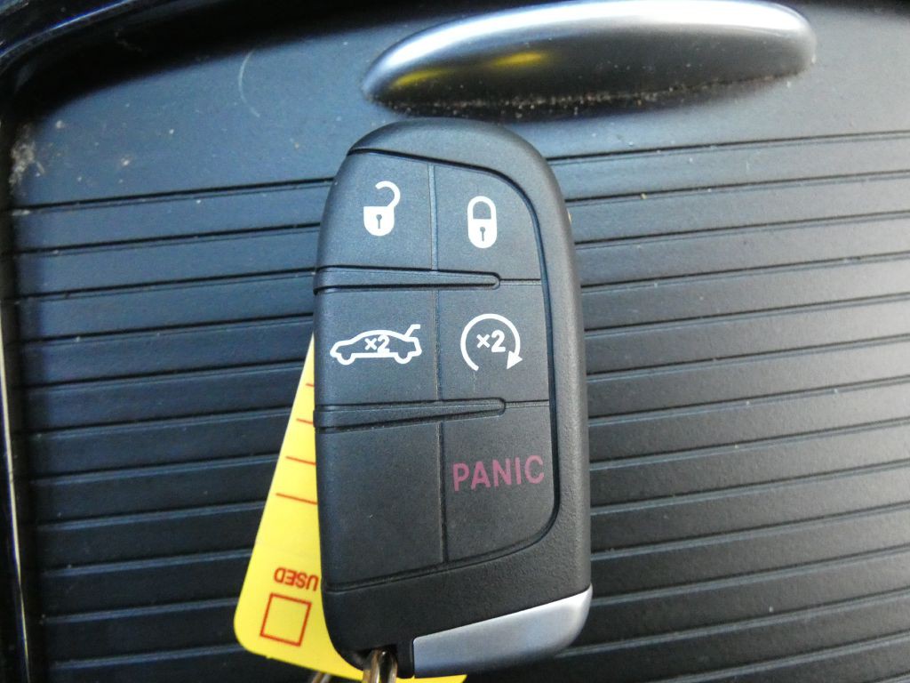 2020 Dodge Charger Image 17