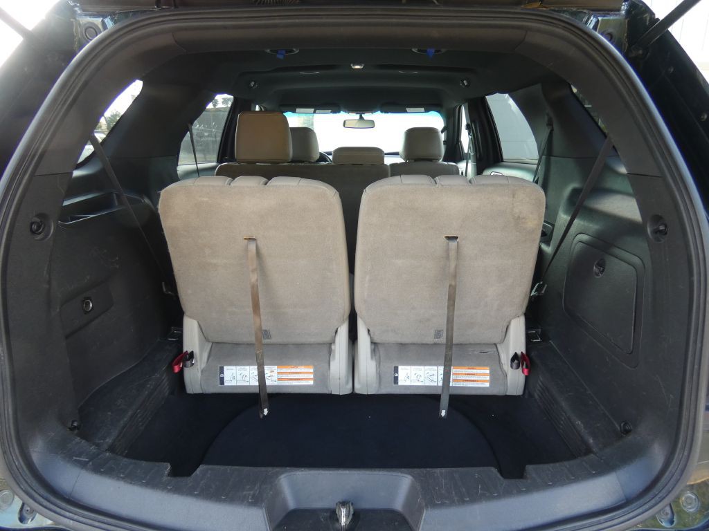 2013 Ford Explorer Image 16