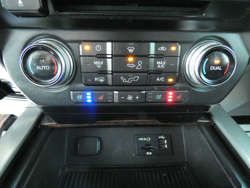 2015 Ford F-150 Image 17