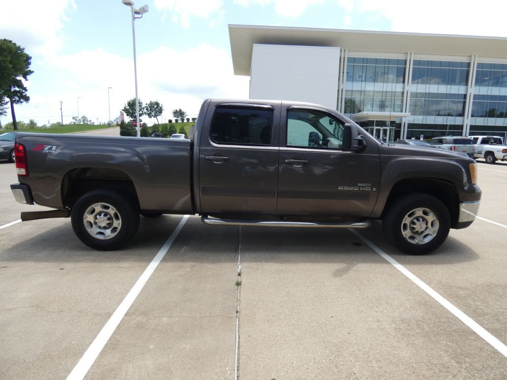 2008 GMC Sierra Image 3