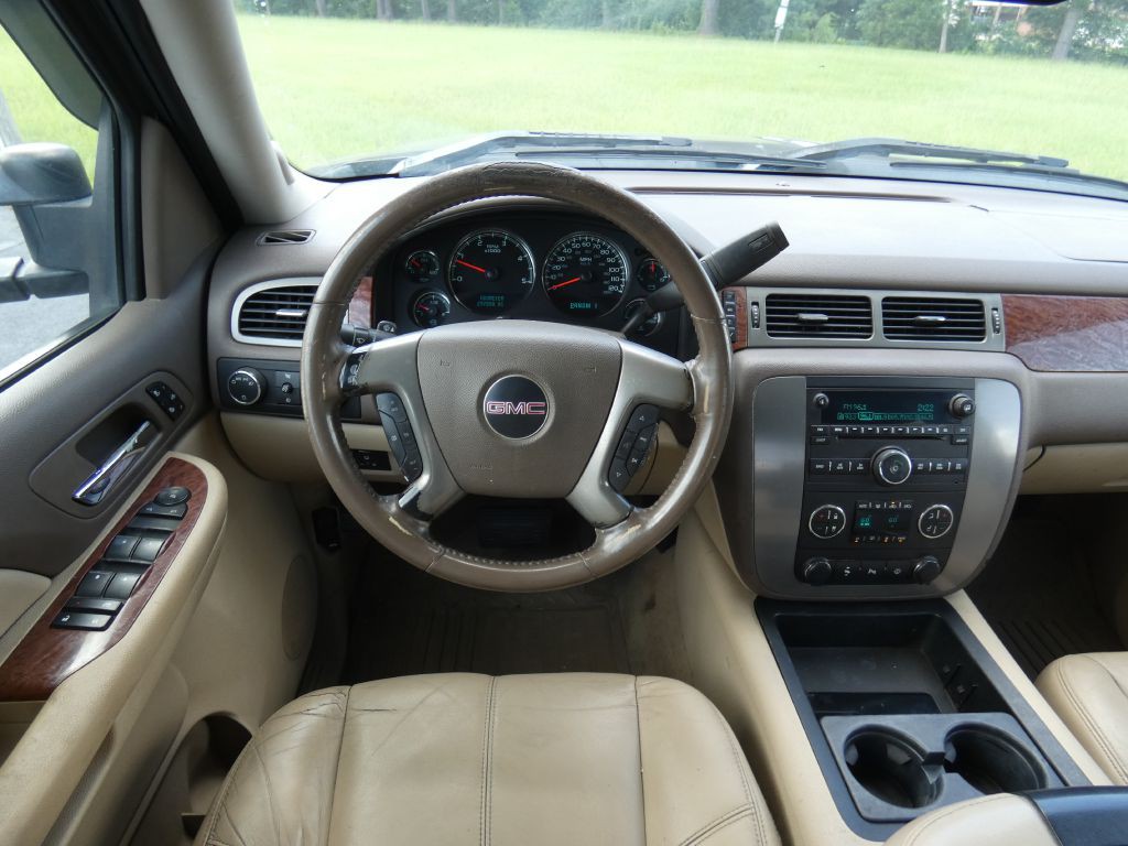 2008 GMC Sierra Image 7