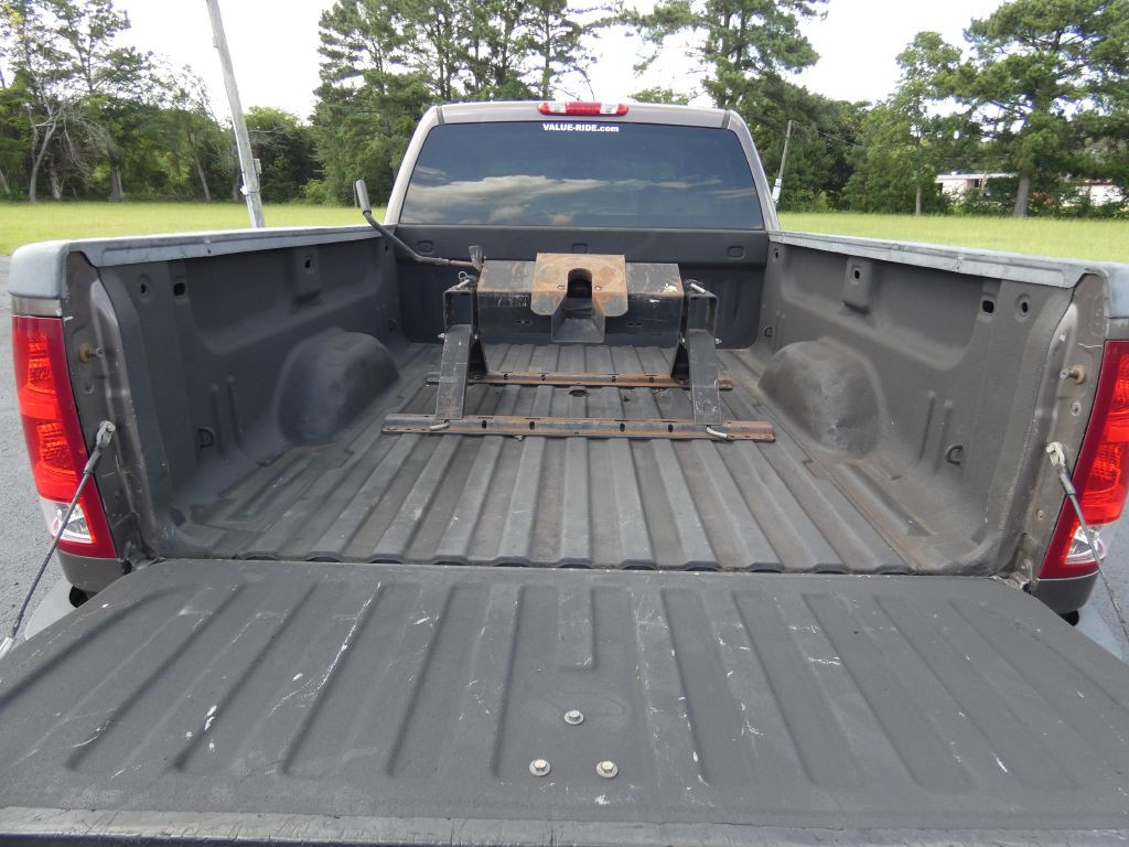 2008 GMC Sierra Image 17