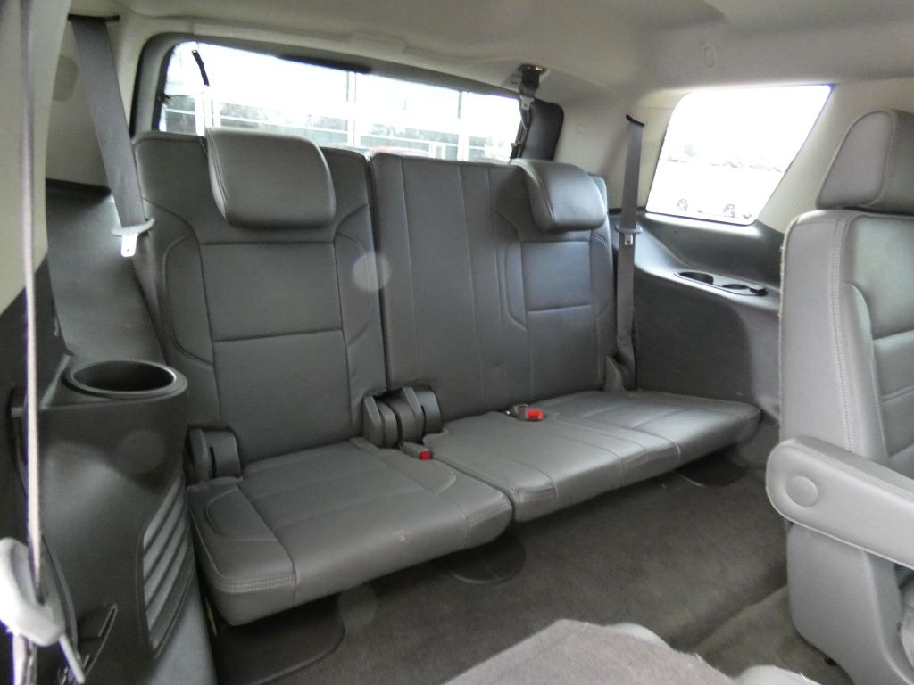 2017 GMC Yukon Image 16