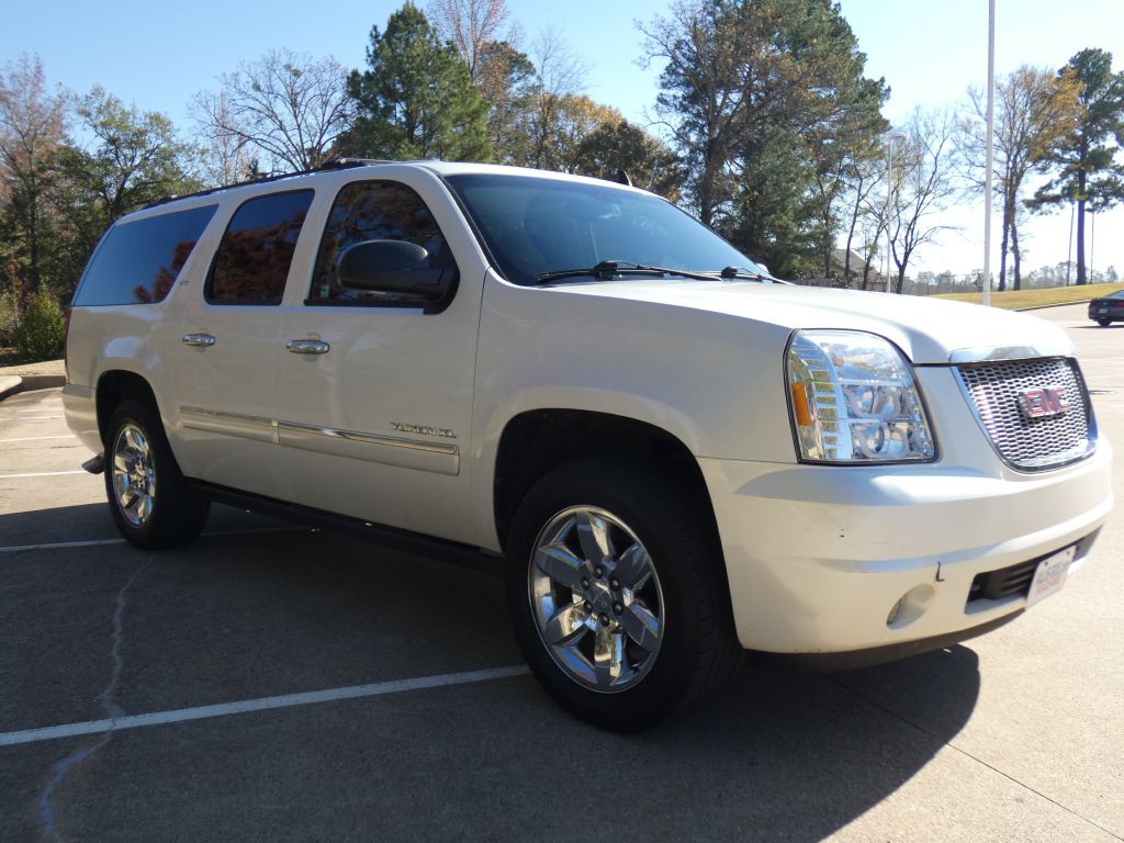 2010 GMC Yukon Image 5