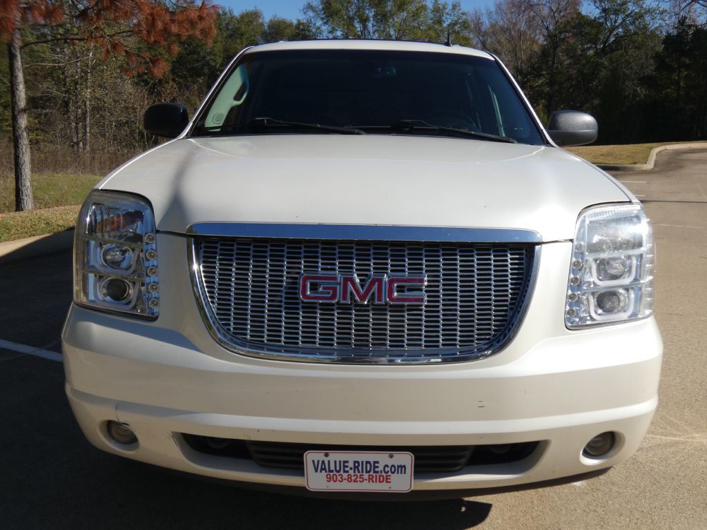 2010 GMC Yukon Image 6