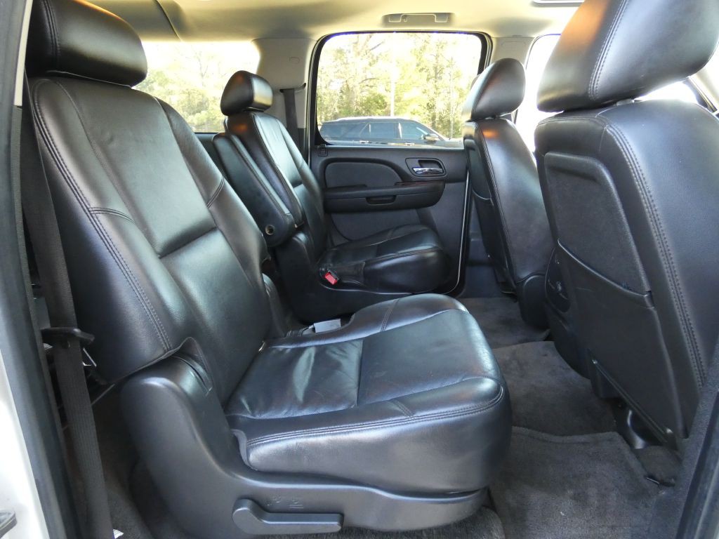 2010 GMC Yukon Image 15