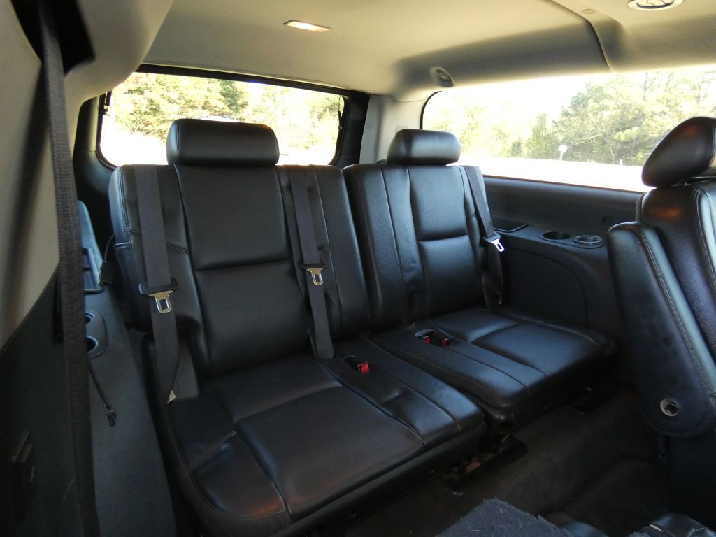 2010 GMC Yukon Image 16