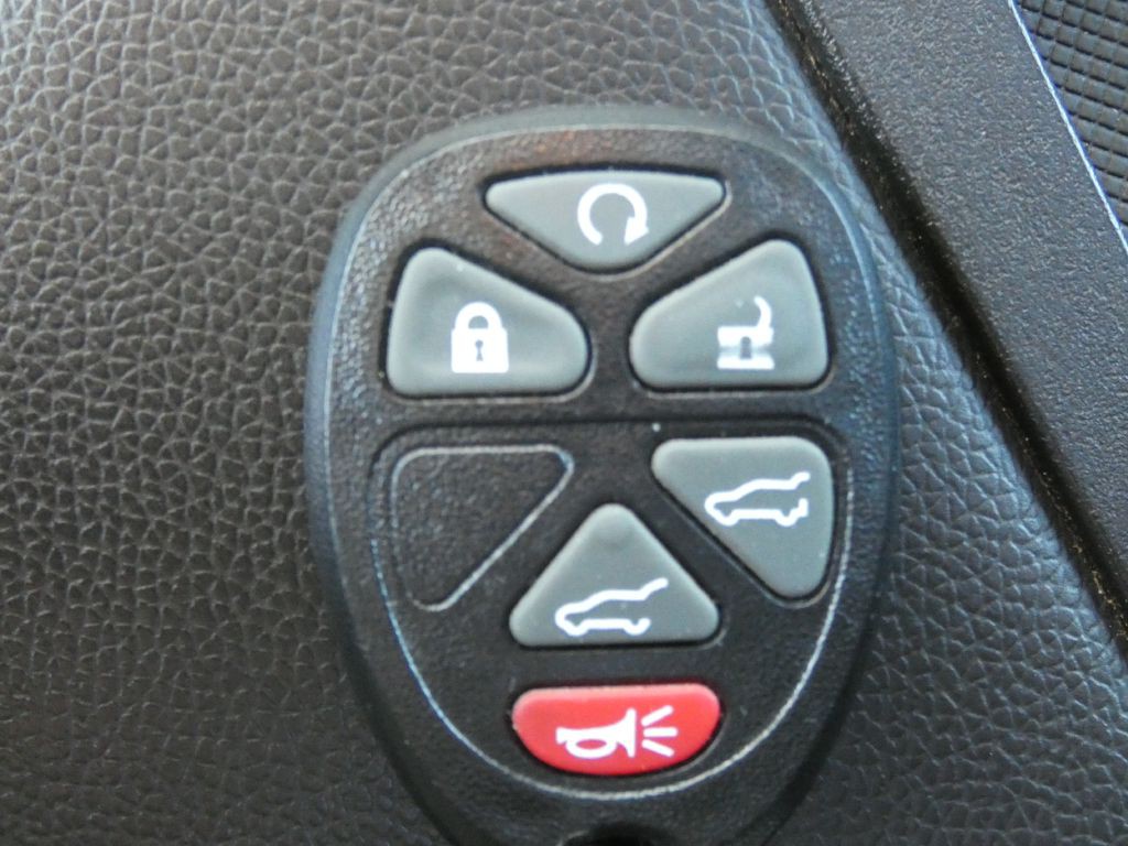 2010 GMC Yukon Image 21