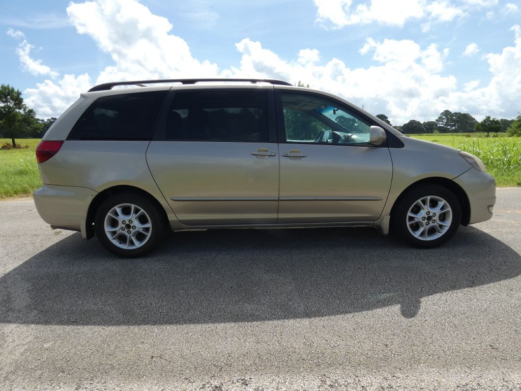 2005 Toyota Sienna Image 3