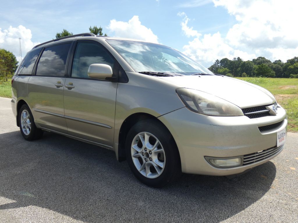 2005 Toyota Sienna Image 4
