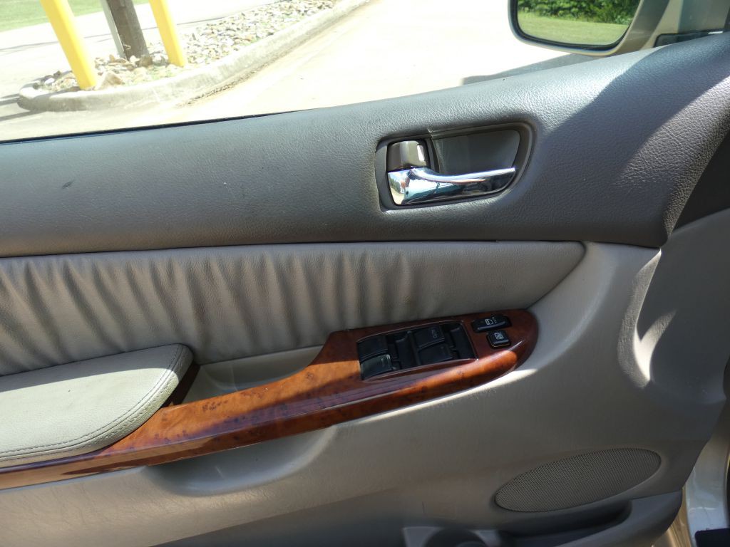 2005 Toyota Sienna Image 18