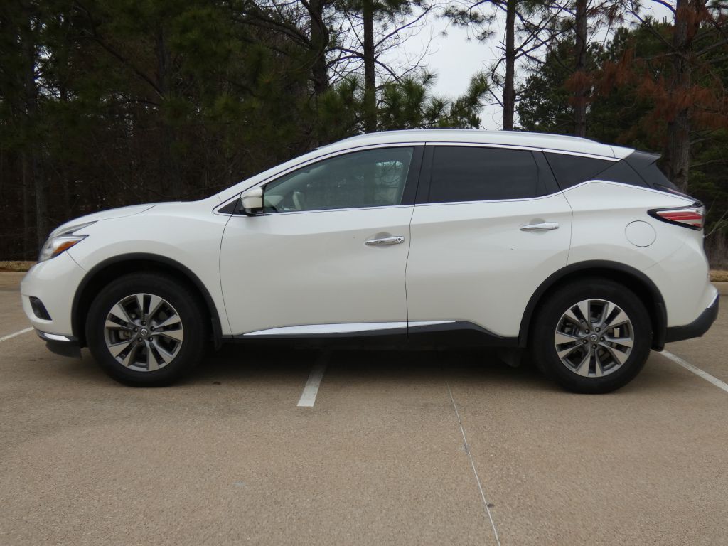 2015 Nissan Murano Image 2