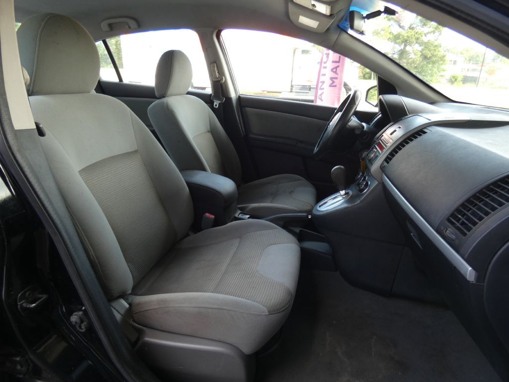 2012 Nissan Sentra Image 10